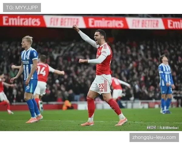 范戴克荣膺英超赛季最佳潜力球员，强势表现助球队冲击冠军