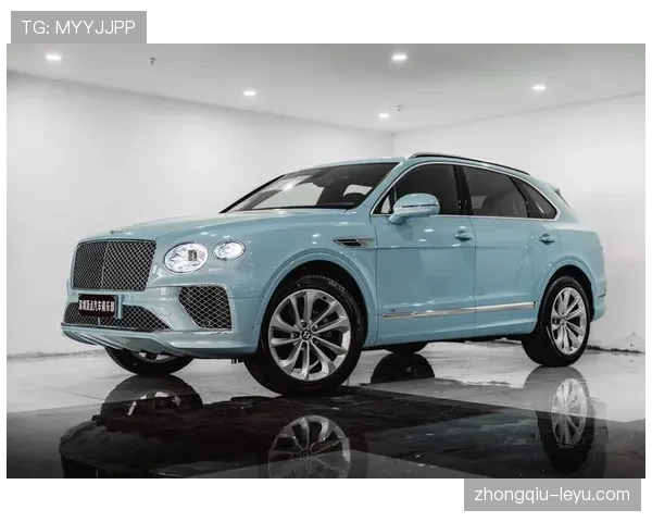 富里睡醒发现账上又多了几百万，顺手给狗买了辆宾利